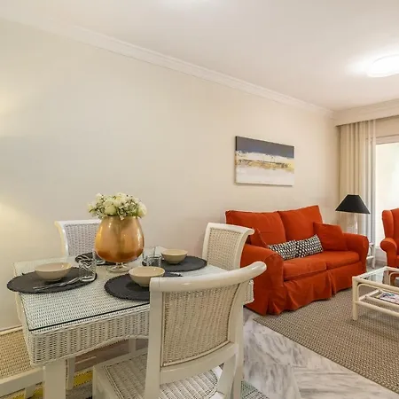 Apartment Beachside Near Puerto Banus *