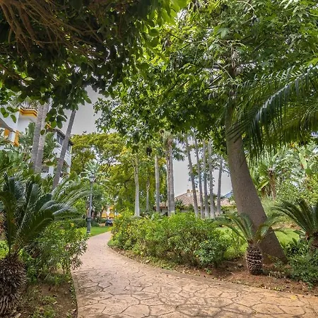 Dama De Noche - A 3 Minutos De Puerto Banus *